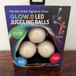 The Wes Peden Signature Series Glow.0 LED Juggling Balls, NIB